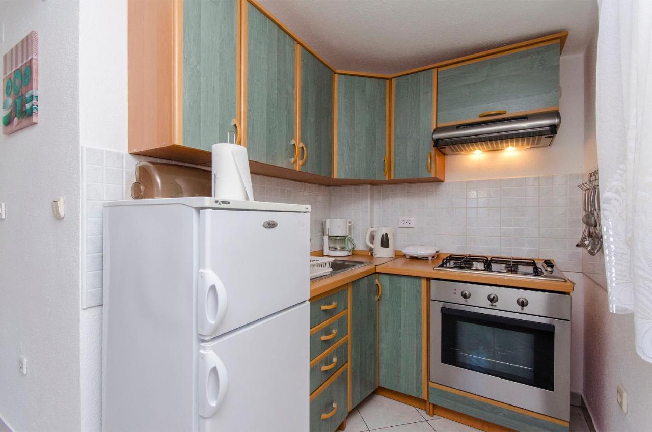 Apartments Marija Ivana Сень Екстер'єр фото