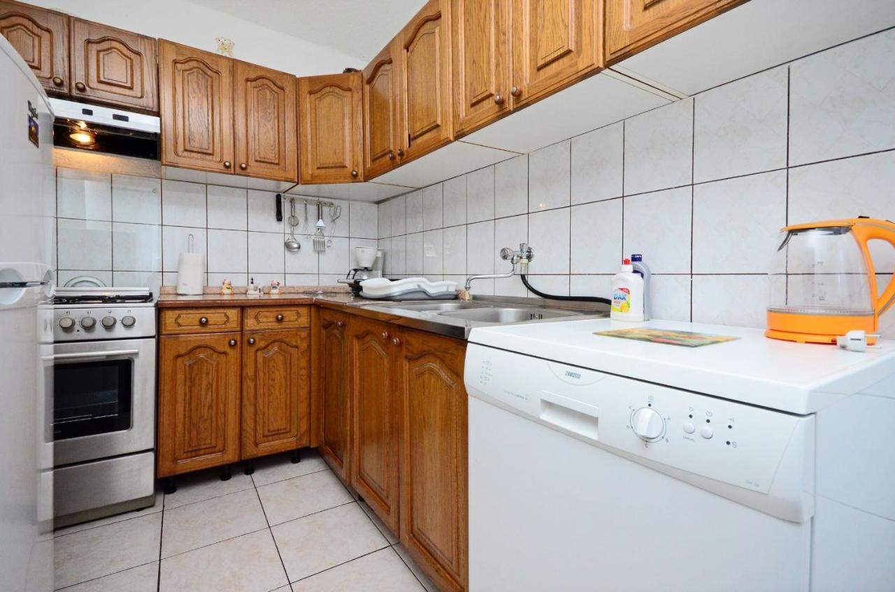 Apartments Marija Ivana Сень Екстер'єр фото