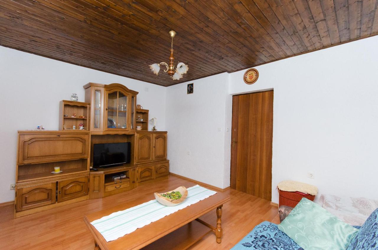 Apartments Marija Ivana Сень Екстер'єр фото