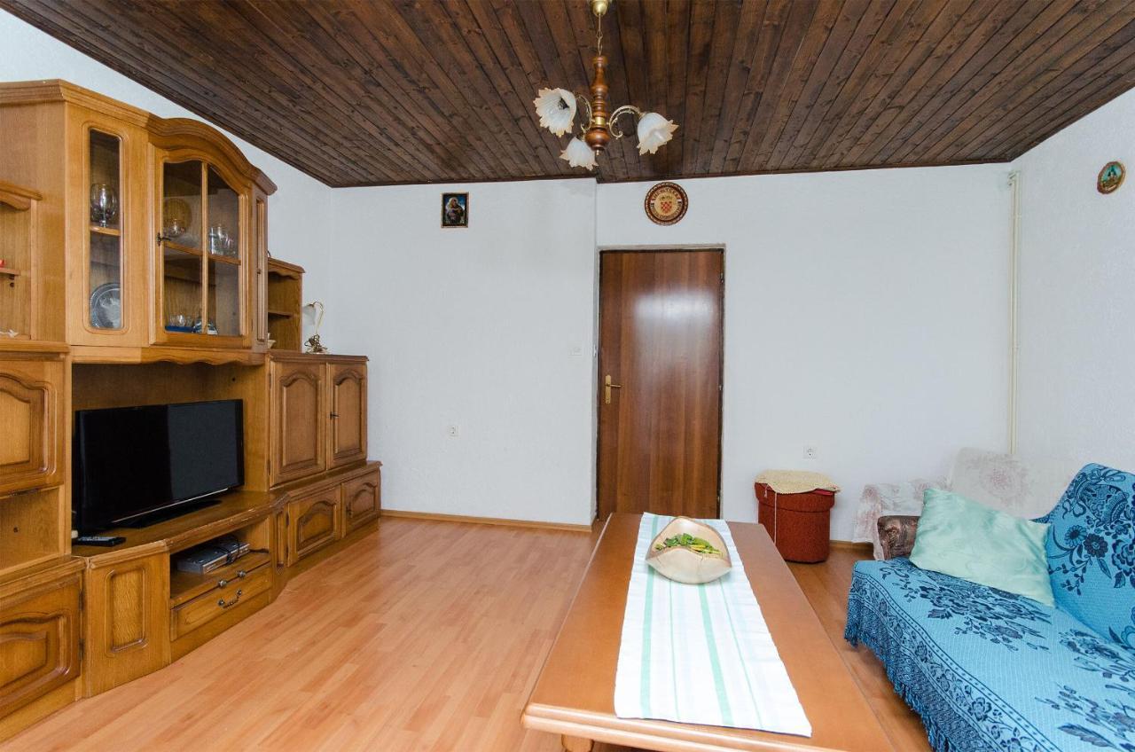 Apartments Marija Ivana Сень Екстер'єр фото